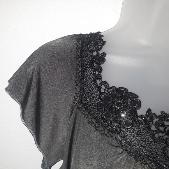 Blouse - Picture 3 of 4